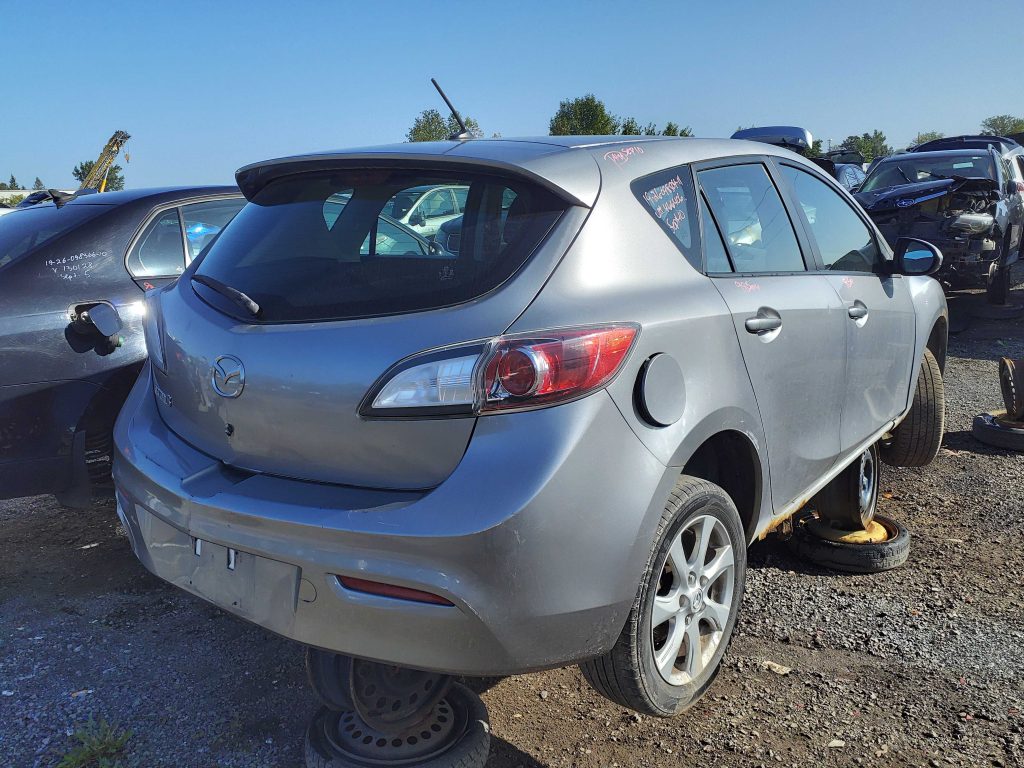 MAZDA MAZDA3 2011