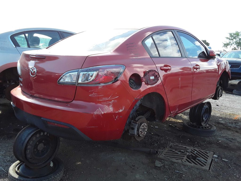 MAZDA MAZDA3 2011