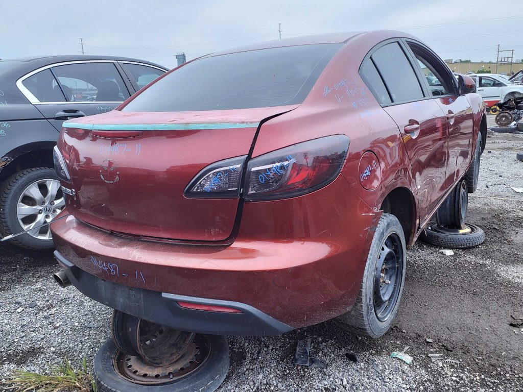 MAZDA MAZDA3 2011