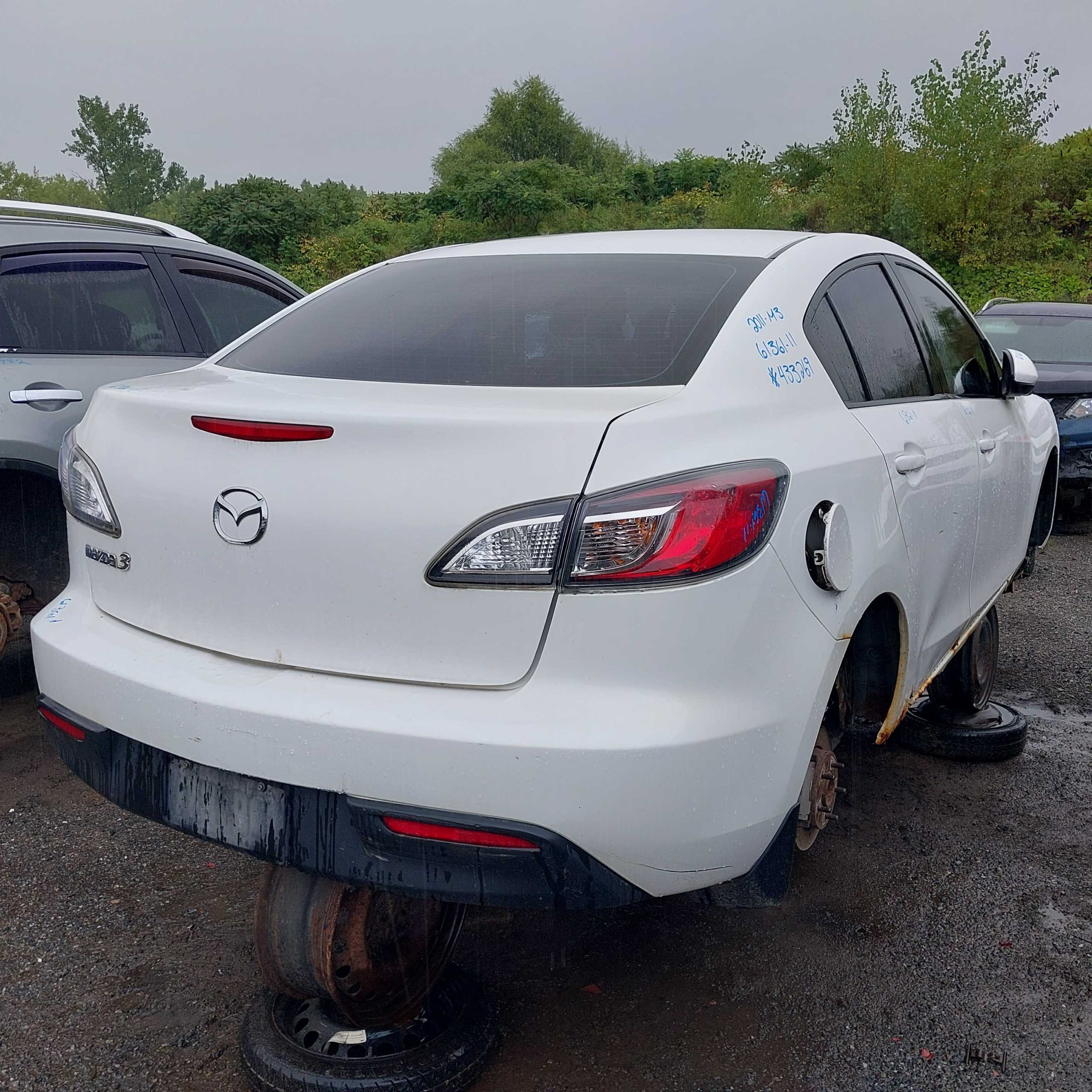 MAZDA MAZDA3 2011
