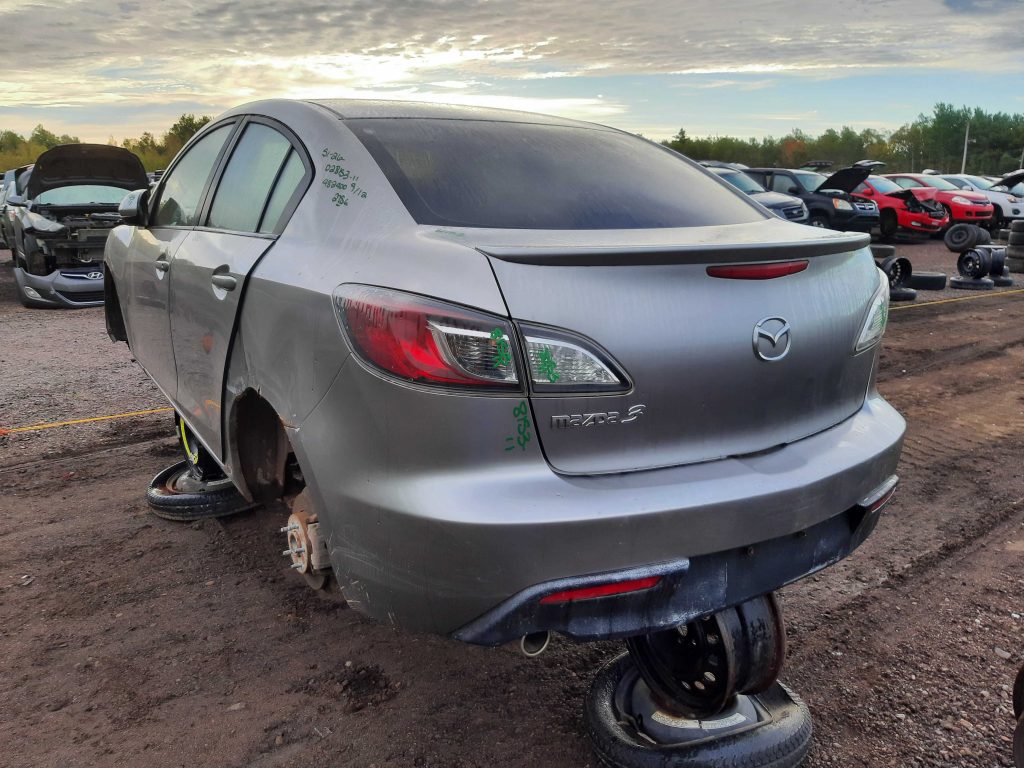 MAZDA MAZDA3 2011