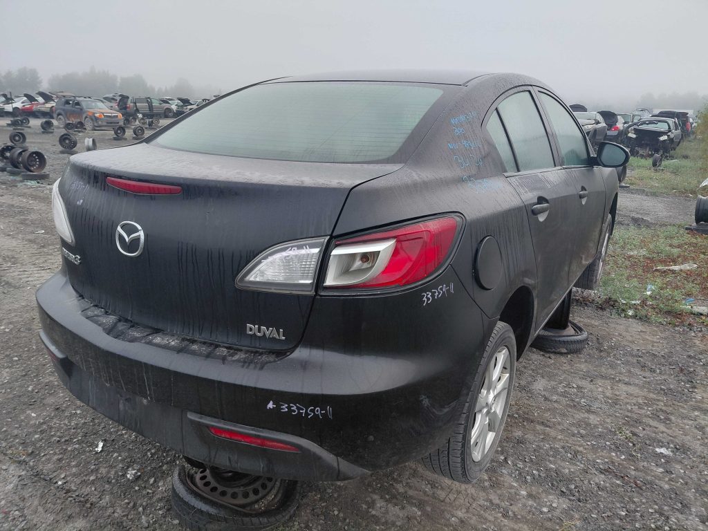 MAZDA MAZDA3 2011