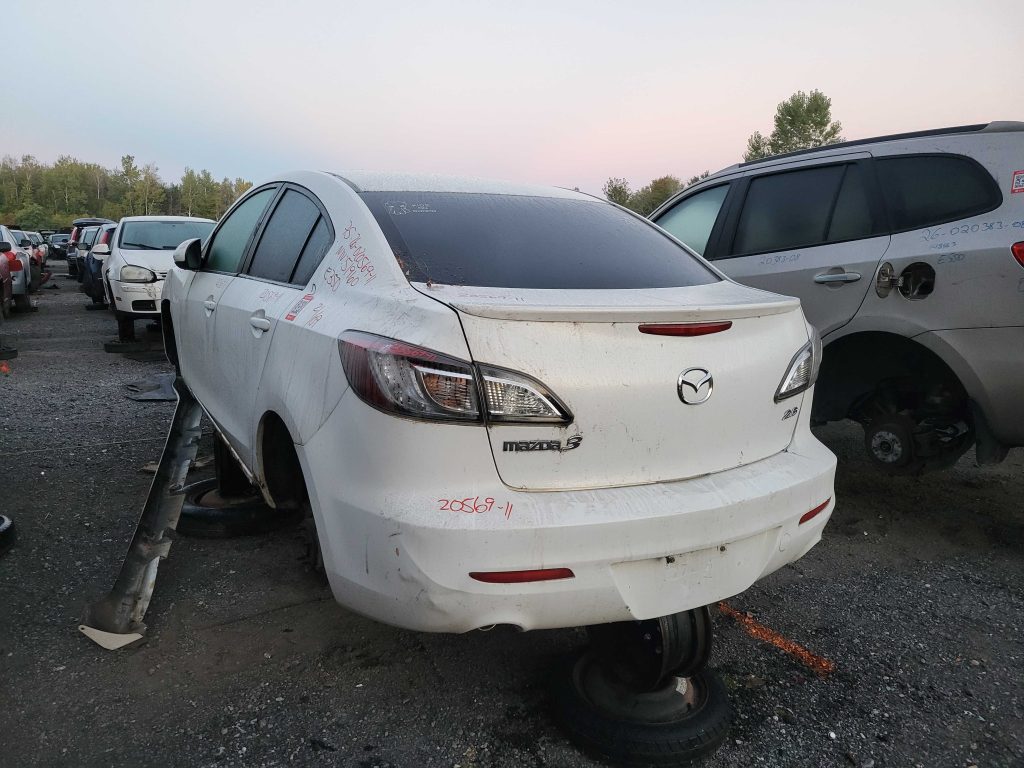 MAZDA MAZDA3 2011