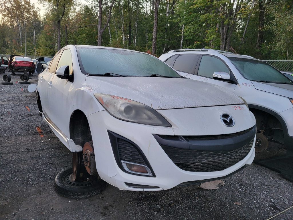 MAZDA MAZDA3 2011