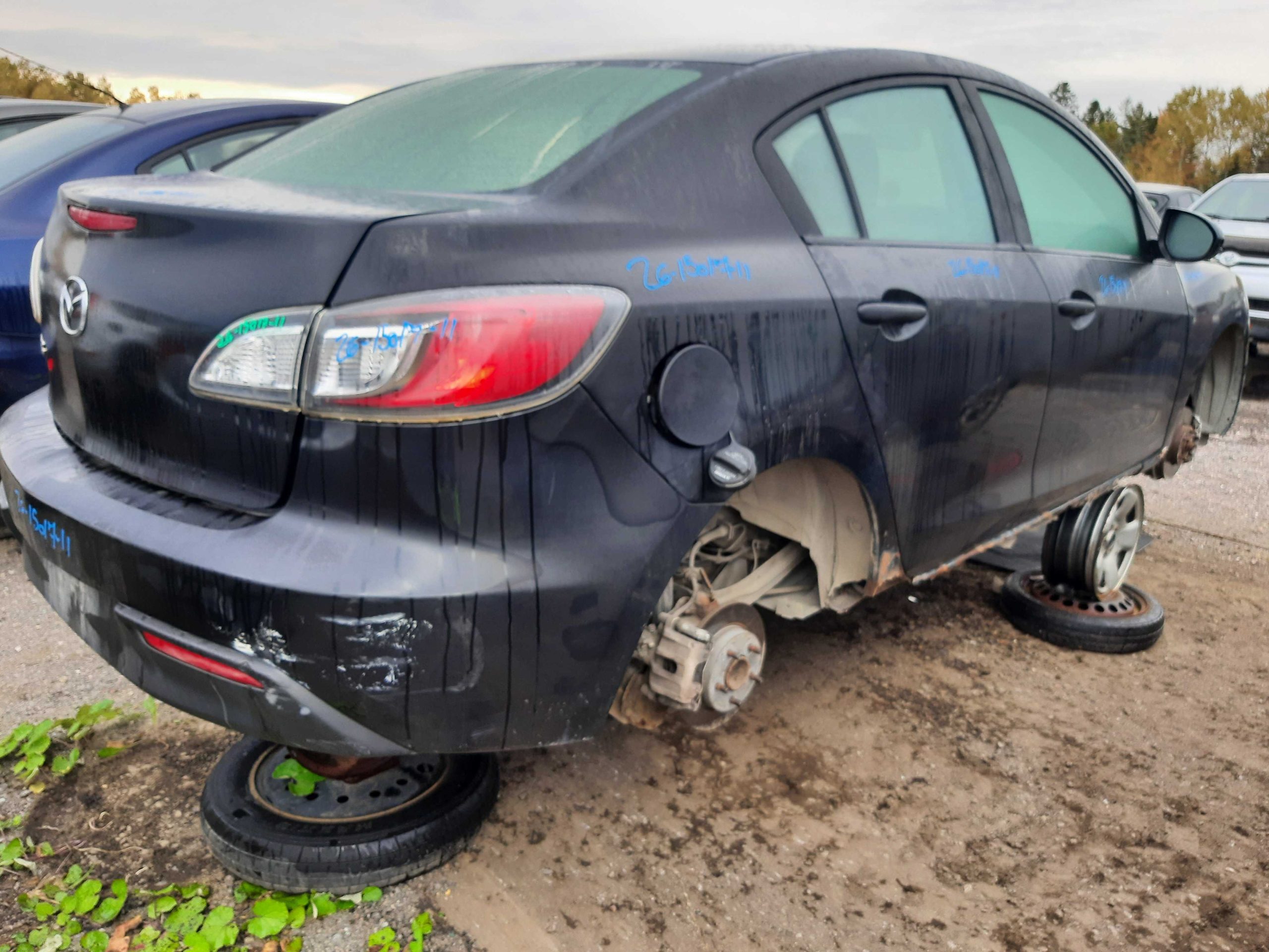 MAZDA MAZDA3 2011