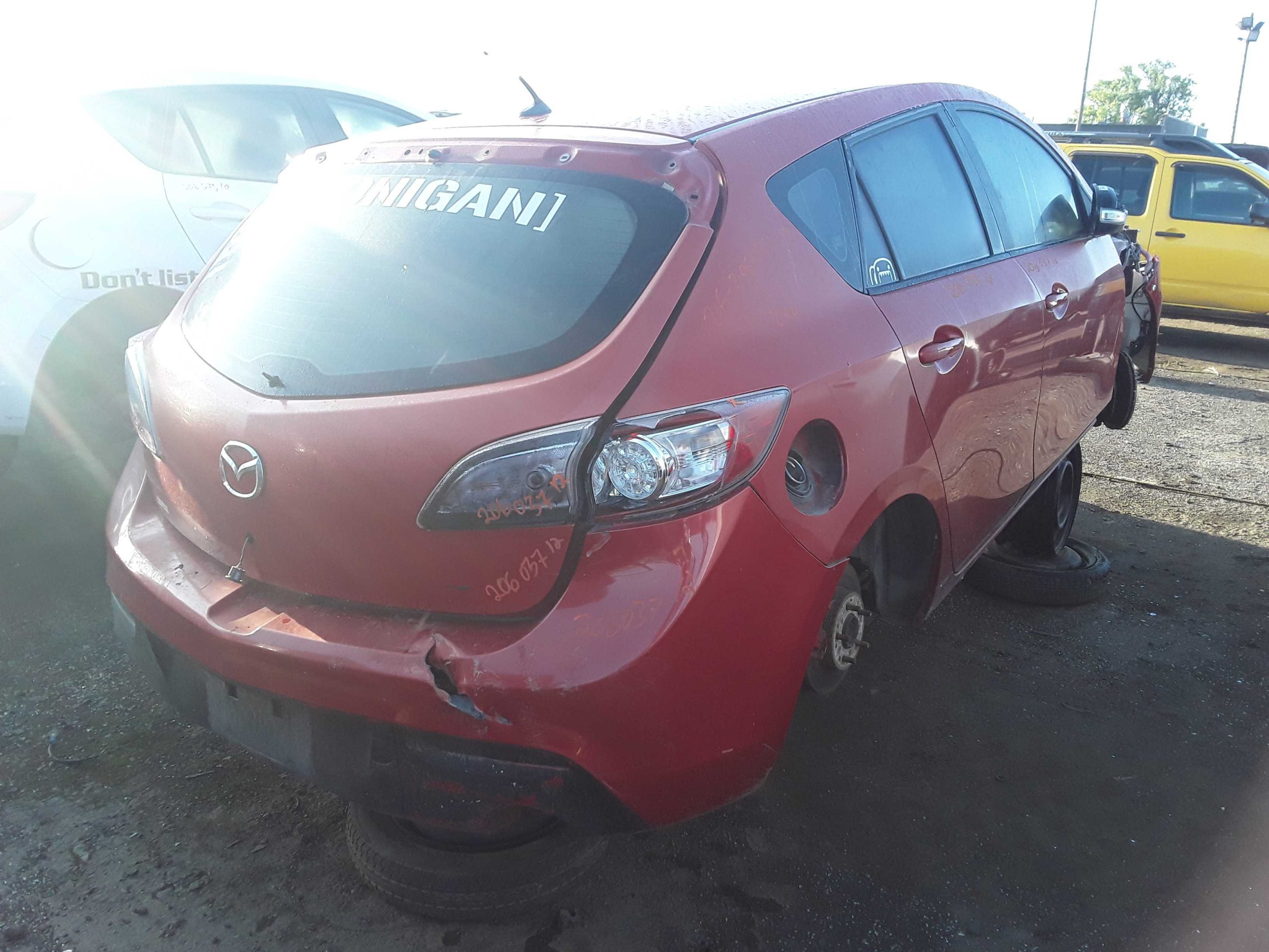 MAZDA MAZDA3 2012
