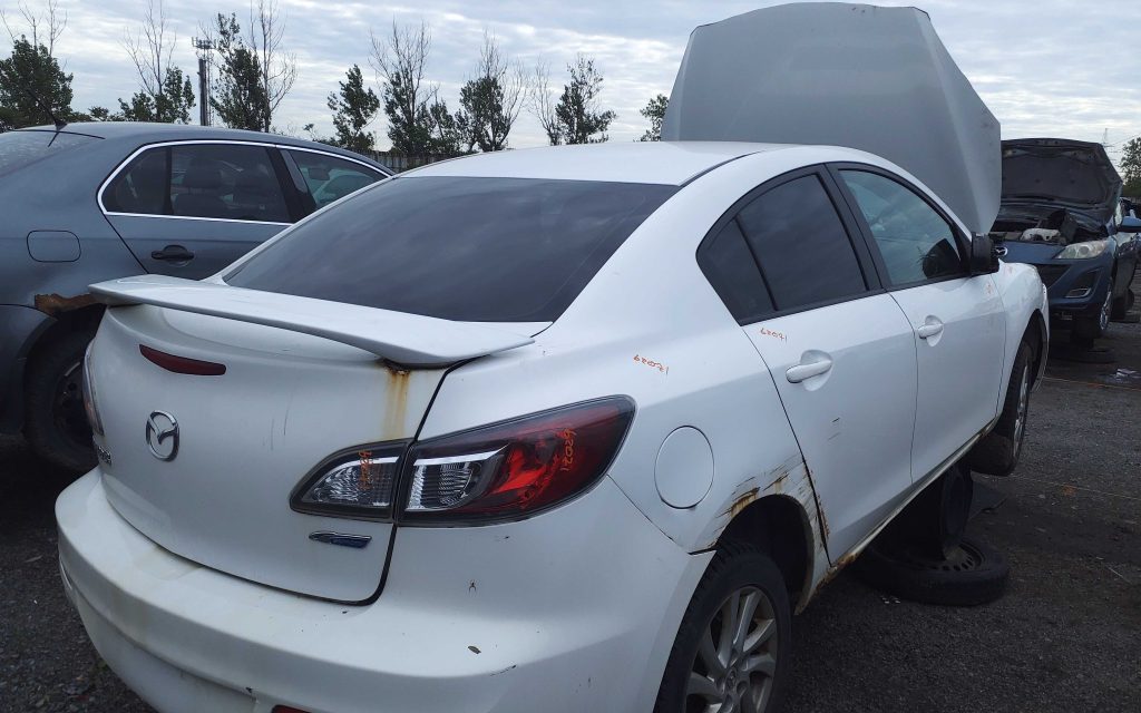 MAZDA MAZDA3 2012