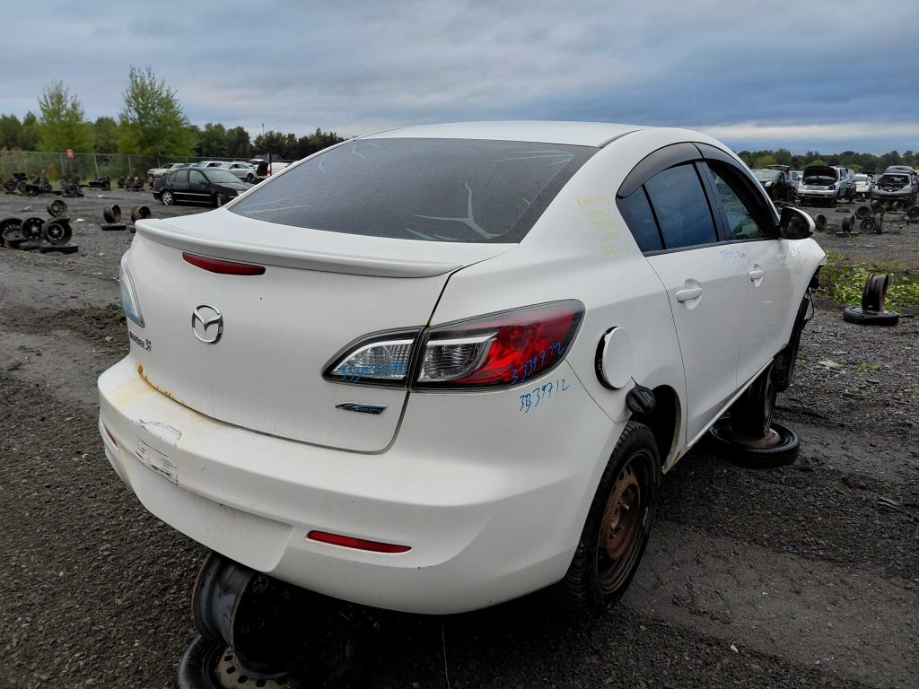 MAZDA MAZDA3 2012