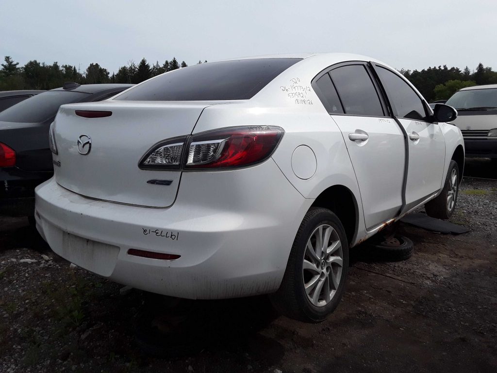 MAZDA MAZDA3 2012