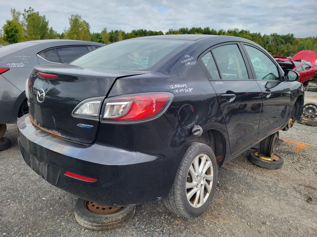 MAZDA MAZDA3 2012