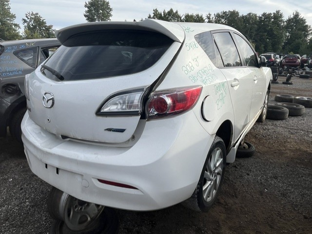 MAZDA MAZDA3 2012