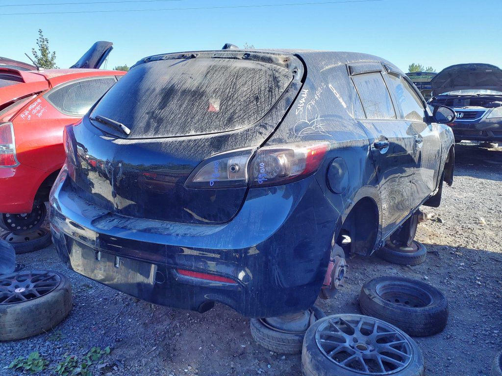 MAZDA MAZDA3 2012