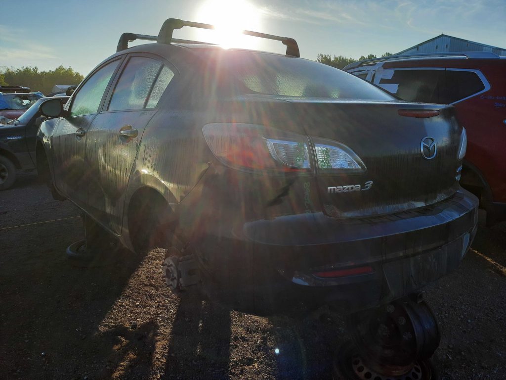 MAZDA MAZDA3 2012