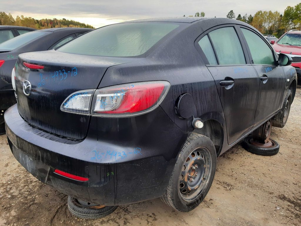 MAZDA MAZDA3 2012