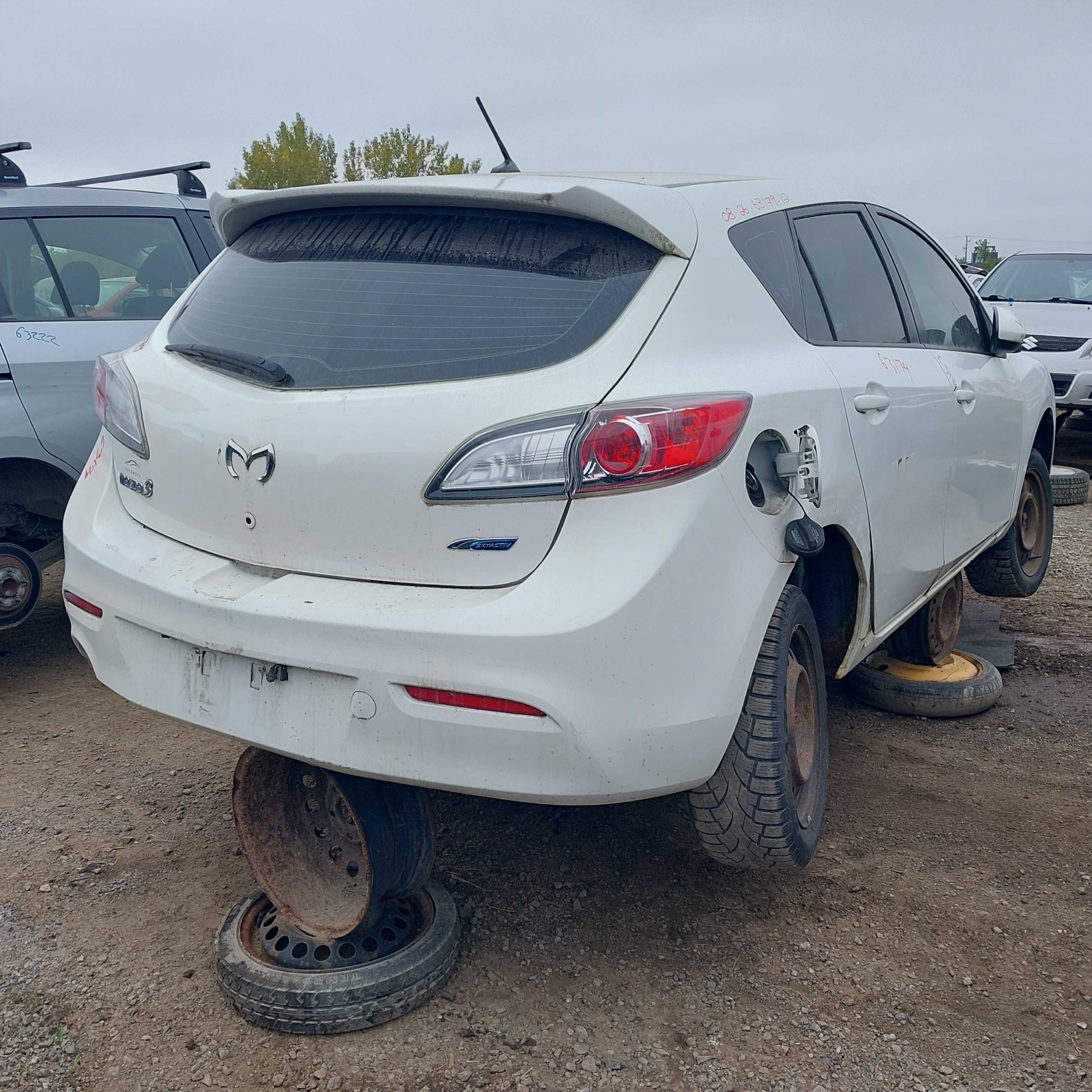MAZDA MAZDA3 2012