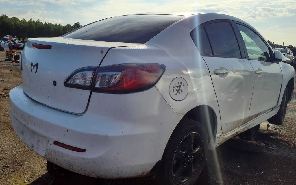 MAZDA MAZDA3 2013