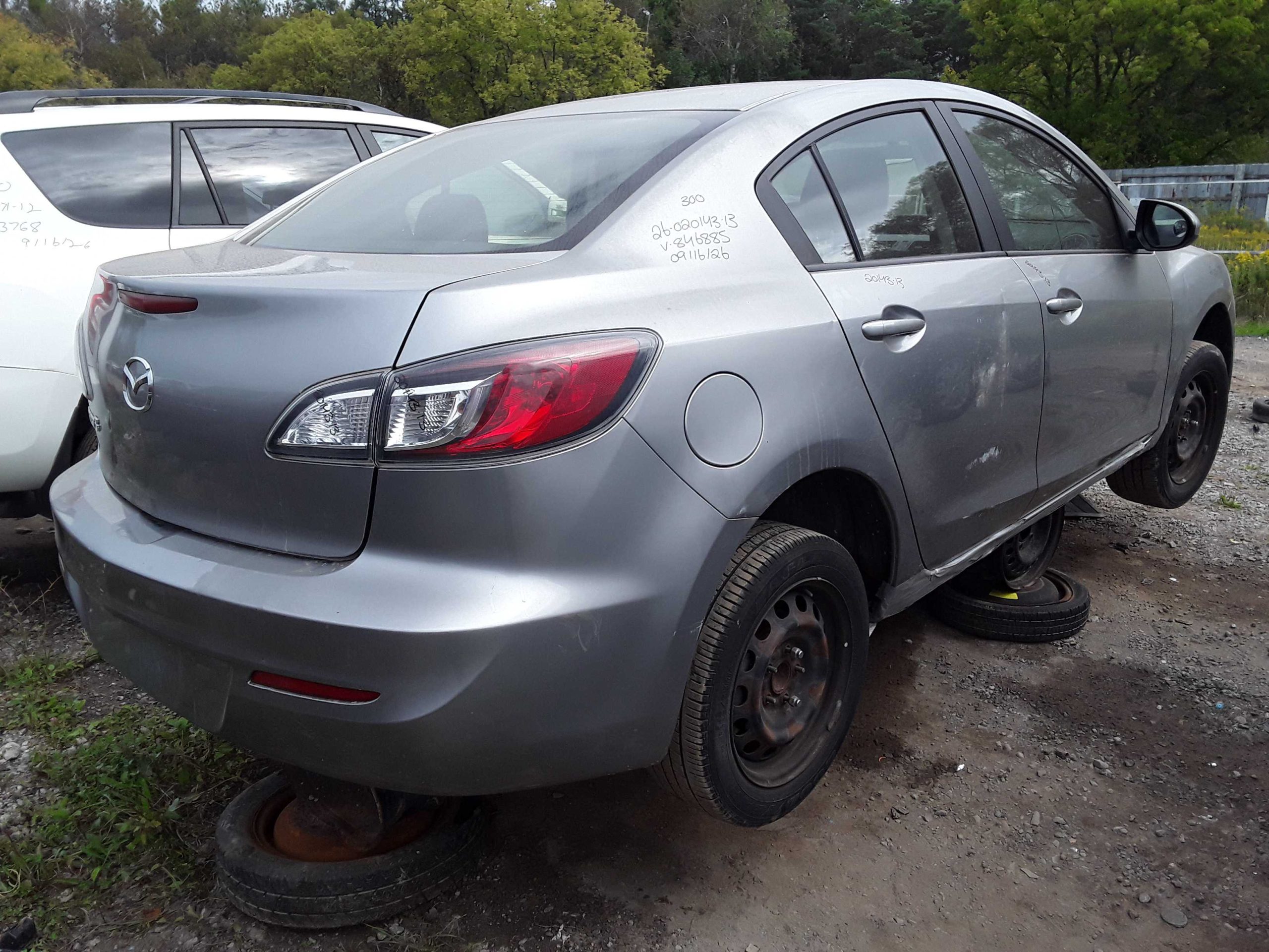 MAZDA MAZDA3 2013