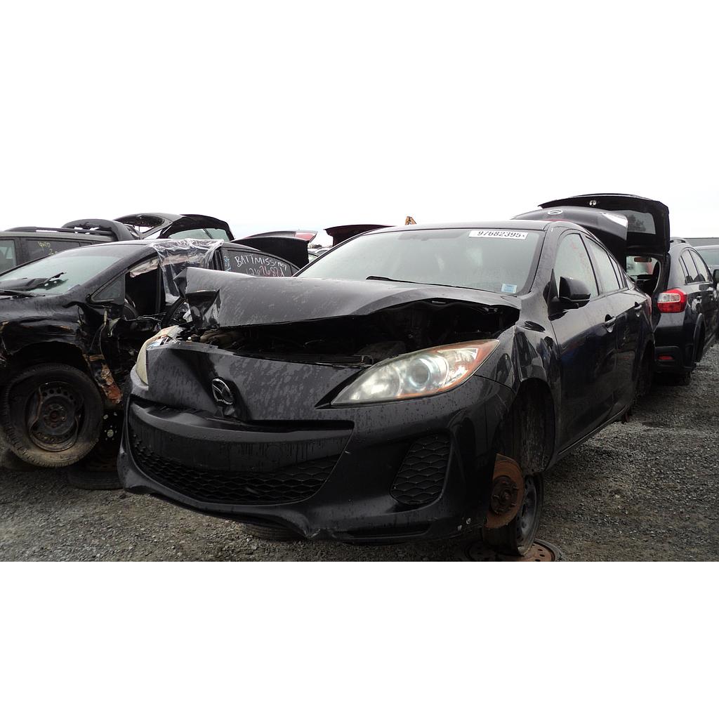 MAZDA MAZDA3 2013