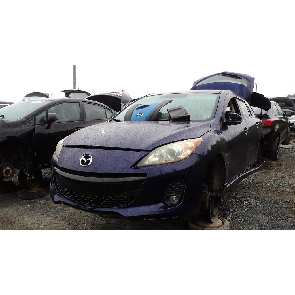 MAZDA MAZDA3 2013