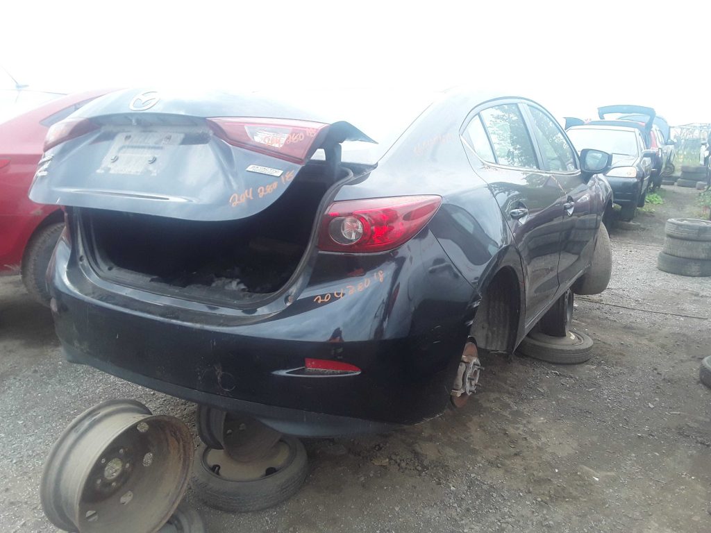 MAZDA MAZDA3 2018