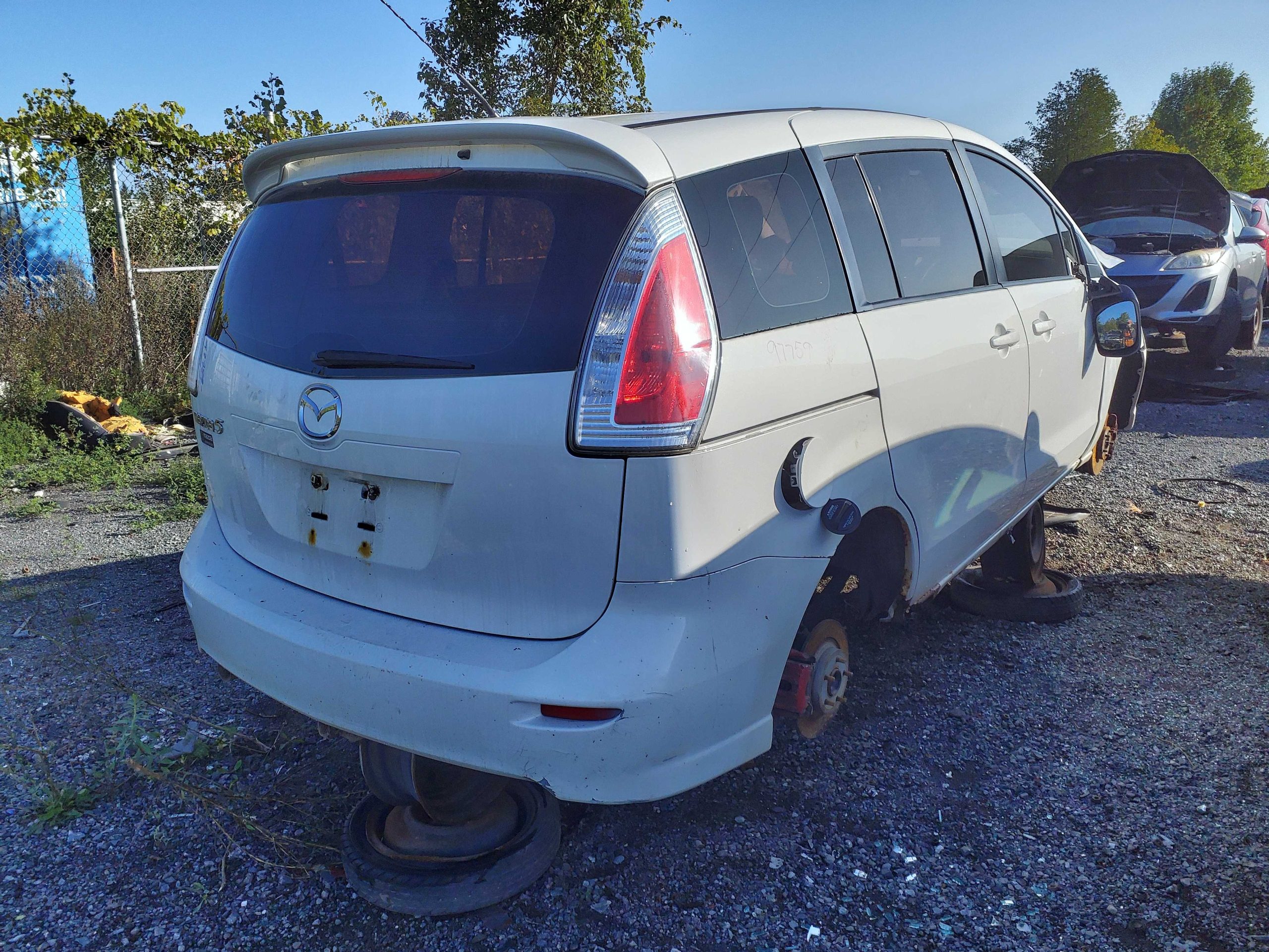 MAZDA MAZDA5 2010