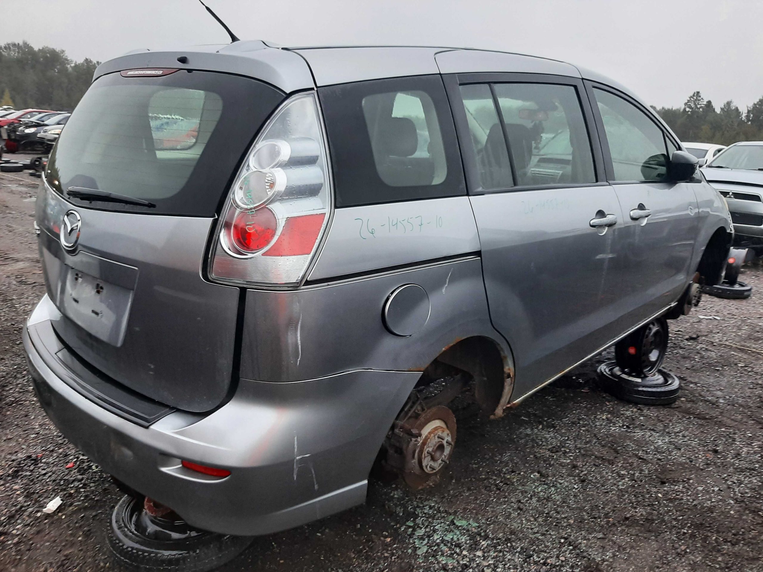 MAZDA MAZDA5 2010
