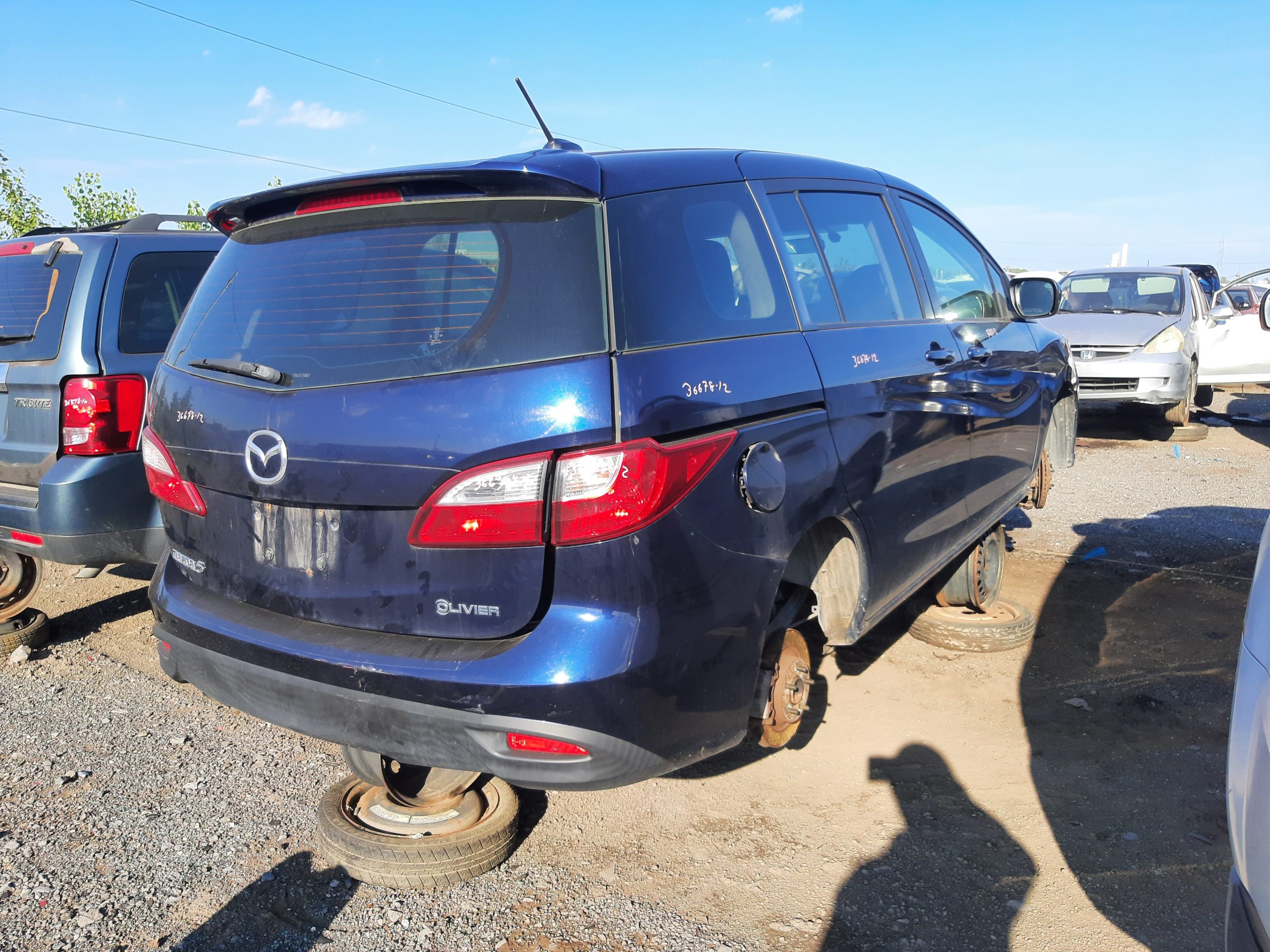 MAZDA MAZDA5 2012