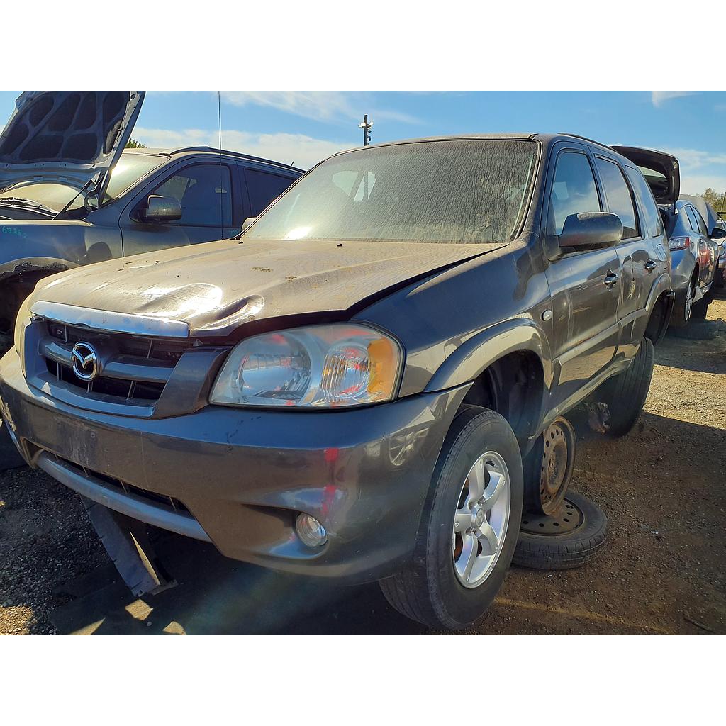 MAZDA TRIBUTE 2005
