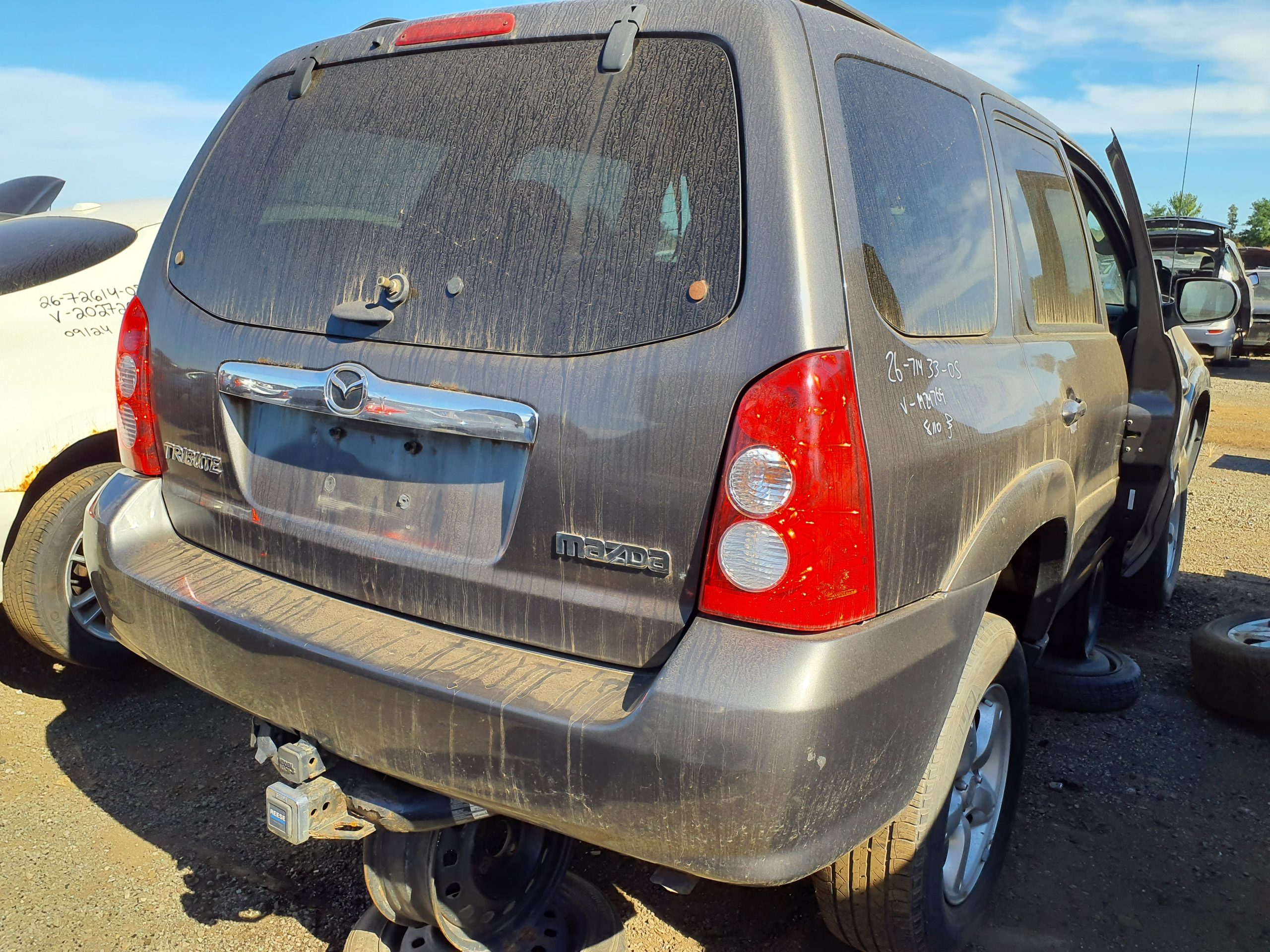MAZDA TRIBUTE 2005
