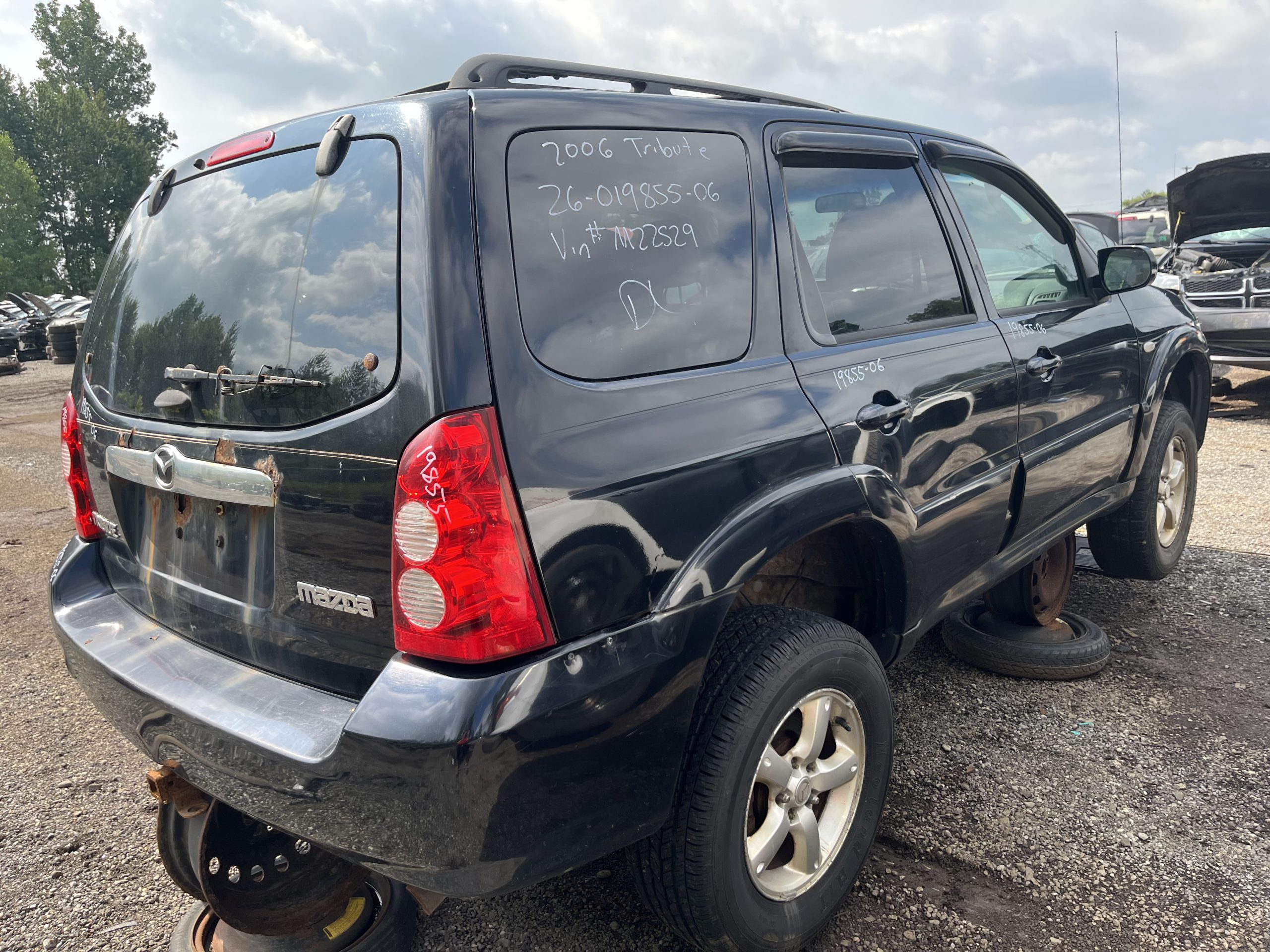 MAZDA TRIBUTE 2006