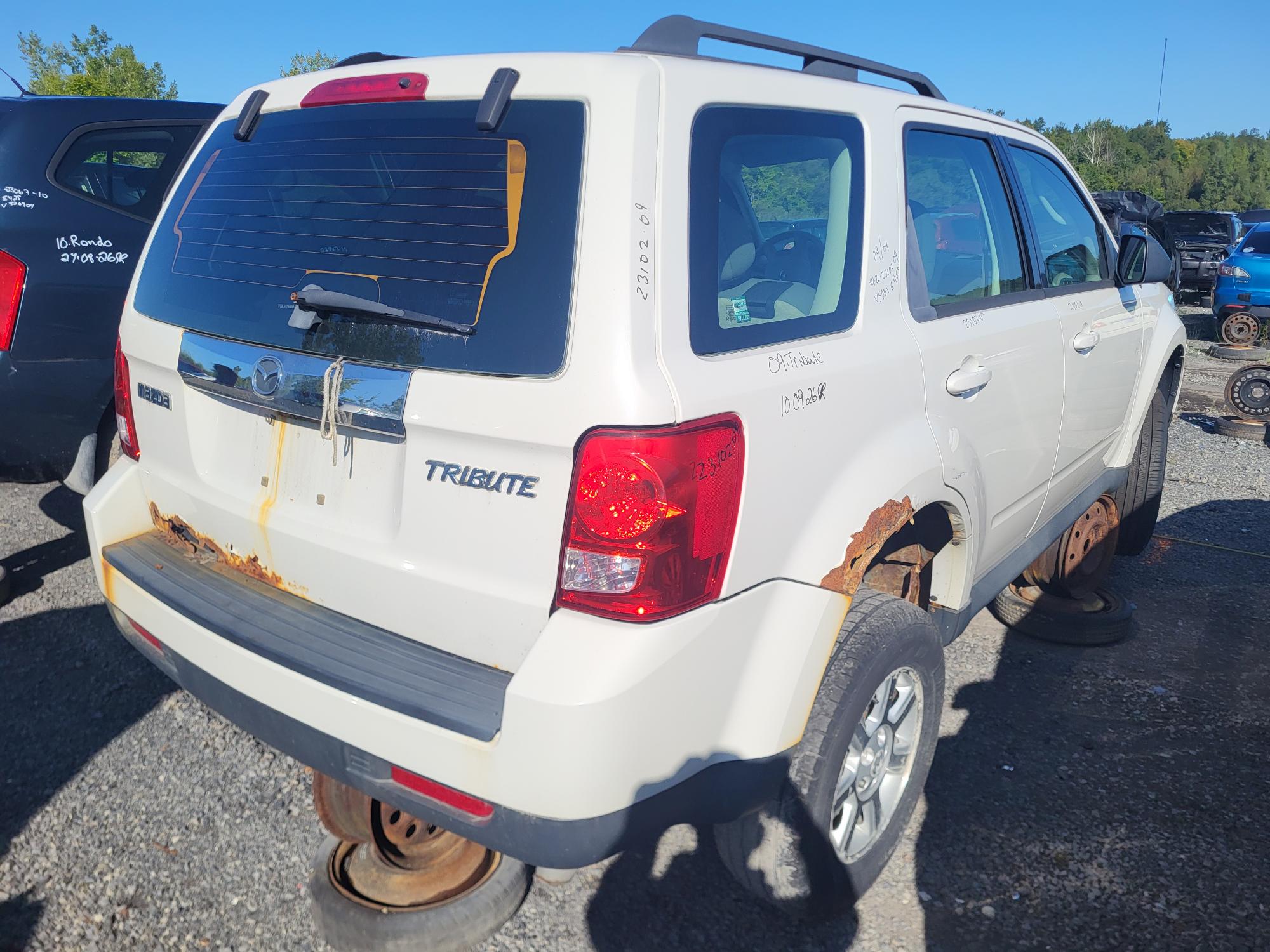 MAZDA TRIBUTE 2009