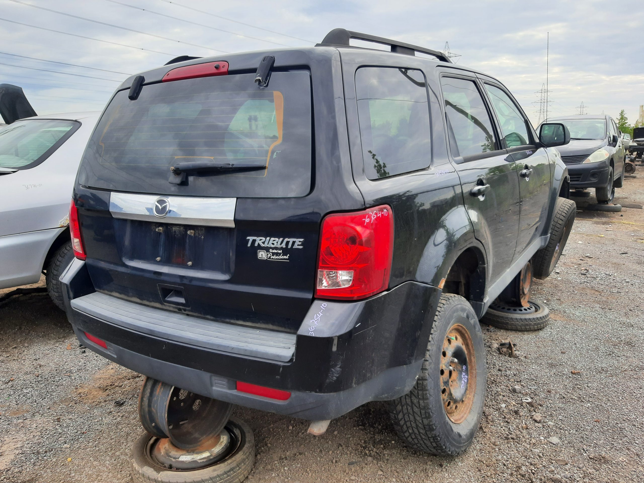 MAZDA TRIBUTE 2010