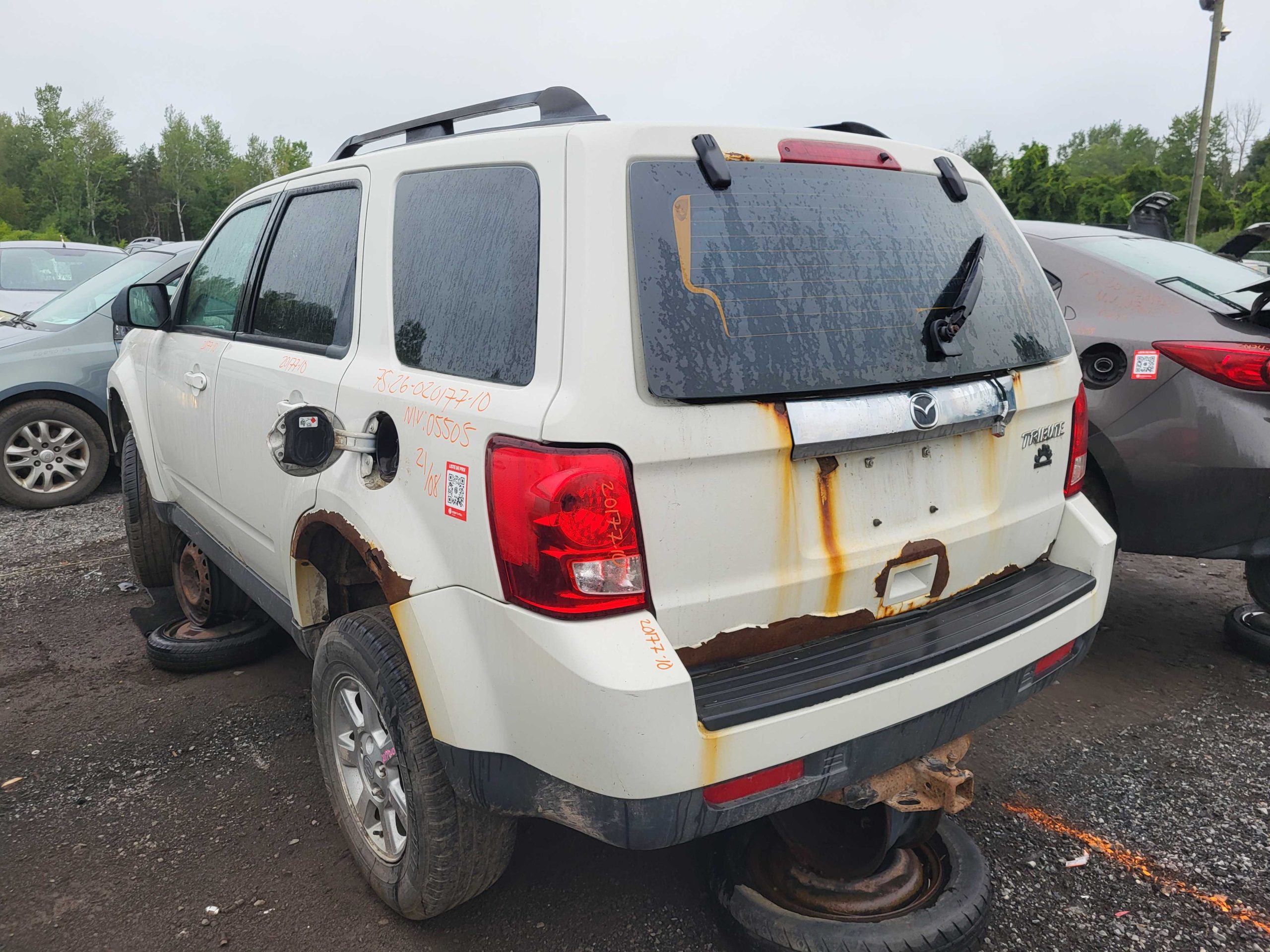 MAZDA TRIBUTE 2010