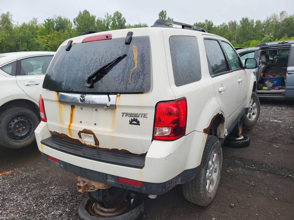 MAZDA TRIBUTE 2010