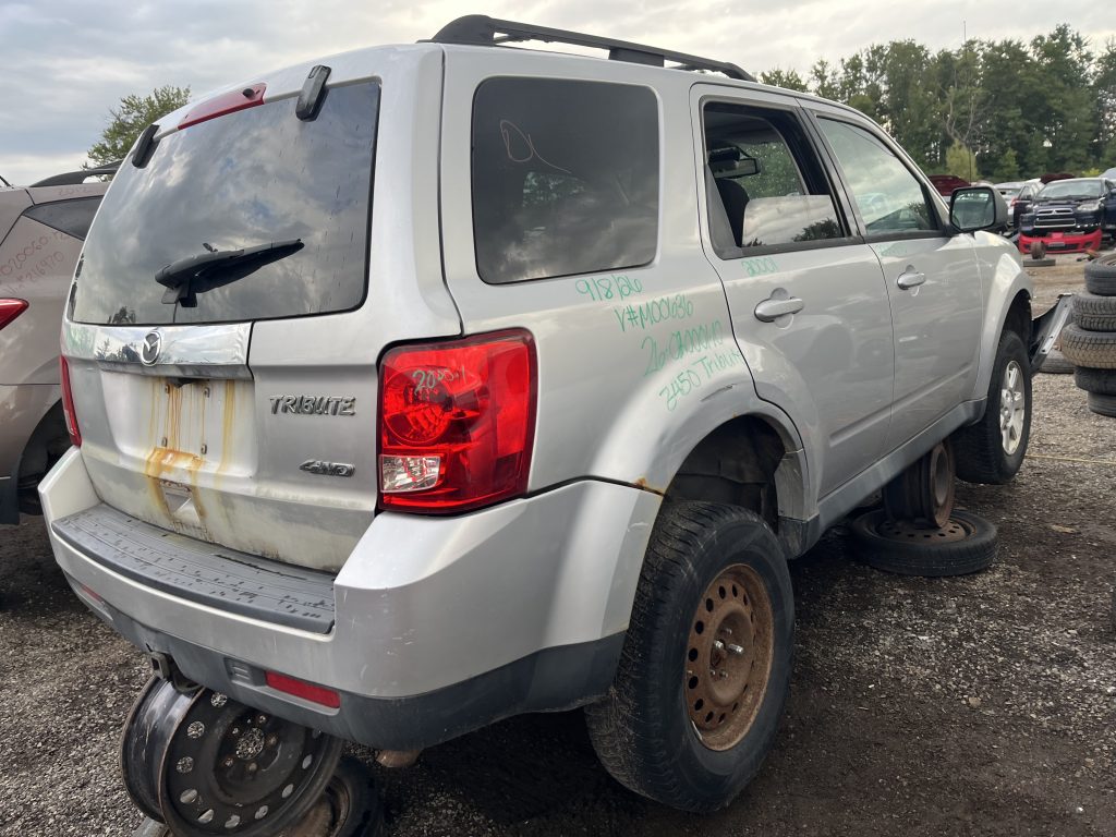 MAZDA TRIBUTE 2010