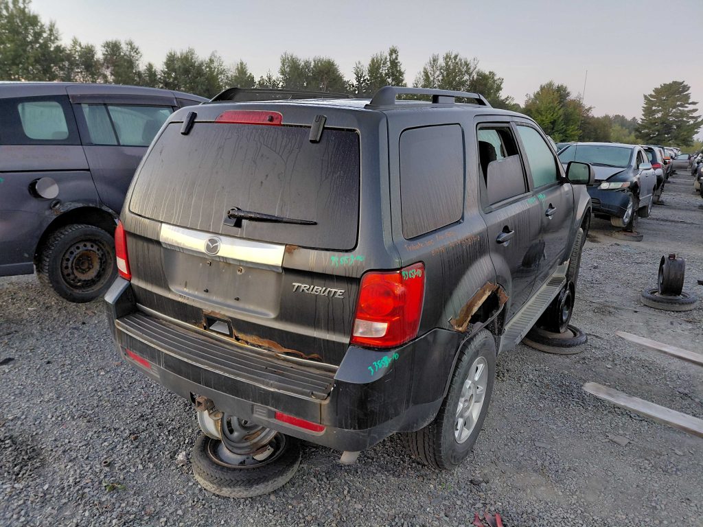 MAZDA TRIBUTE 2010