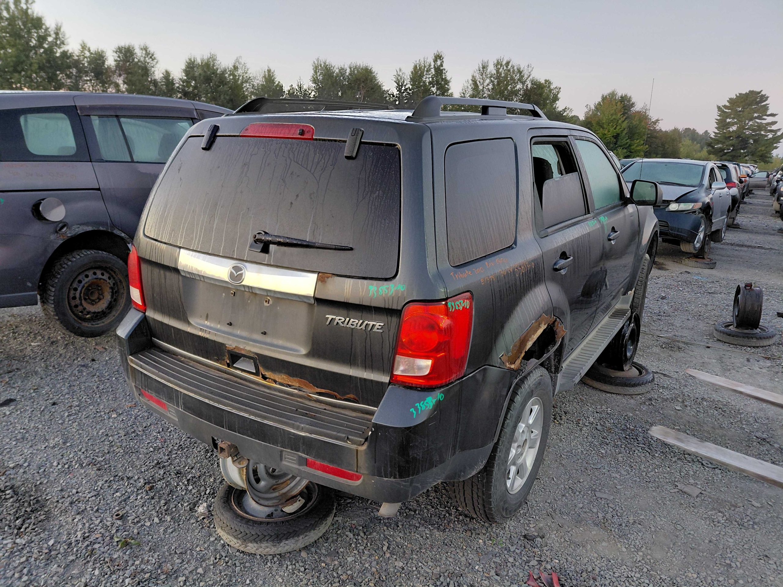 MAZDA TRIBUTE 2010