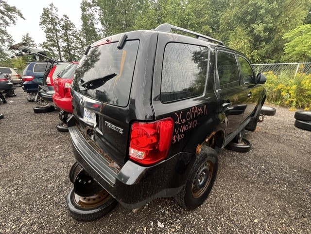 MAZDA TRIBUTE 2011