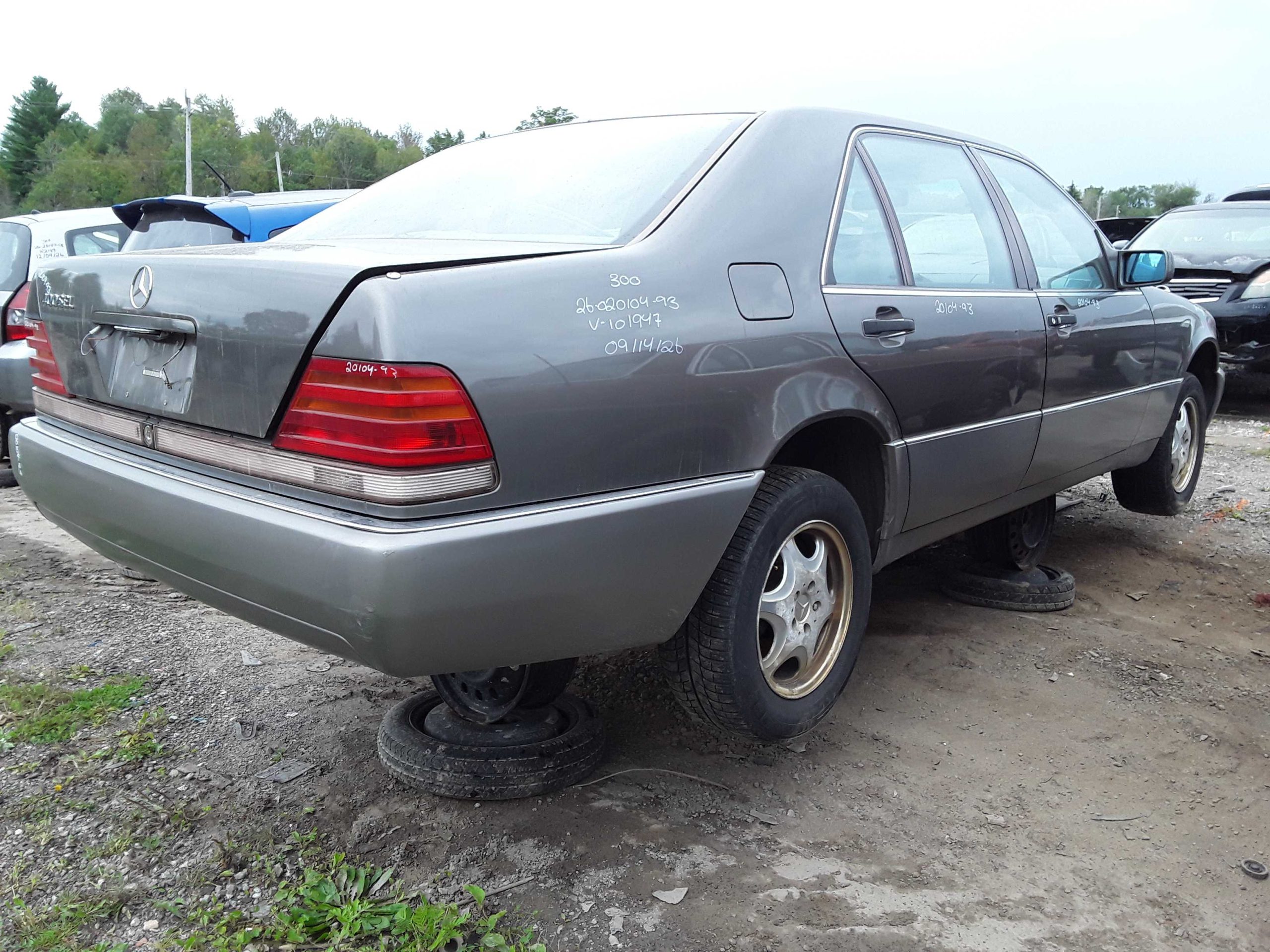 MERCEDES-BENZ 400 SERIES 1993