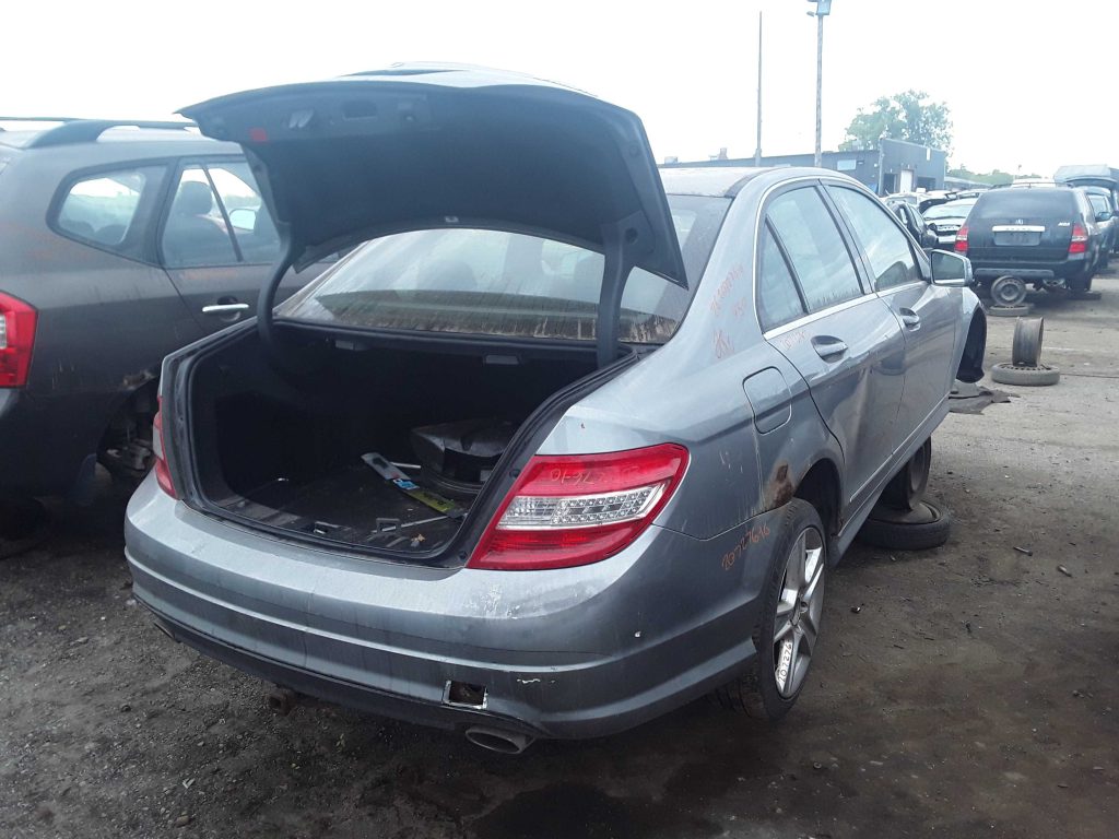 MERCEDES-BENZ C-CLASS 2010