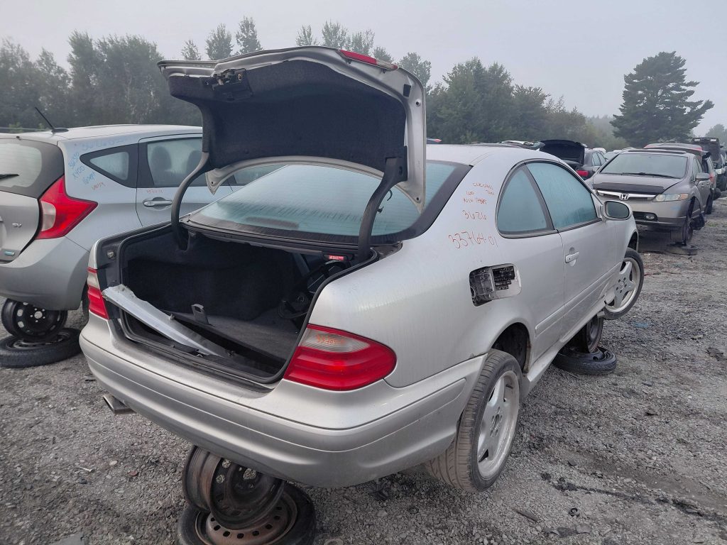 MERCEDES-BENZ CLK-CLASS 2001