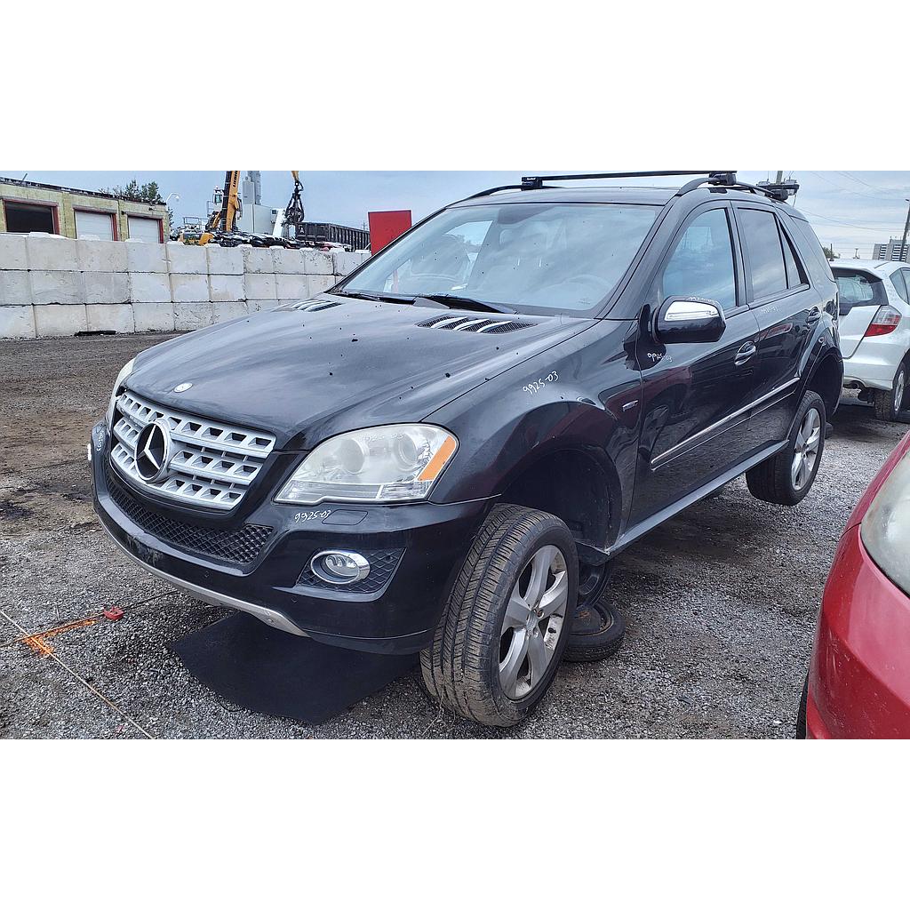 MERCEDES-BENZ ML320 2003