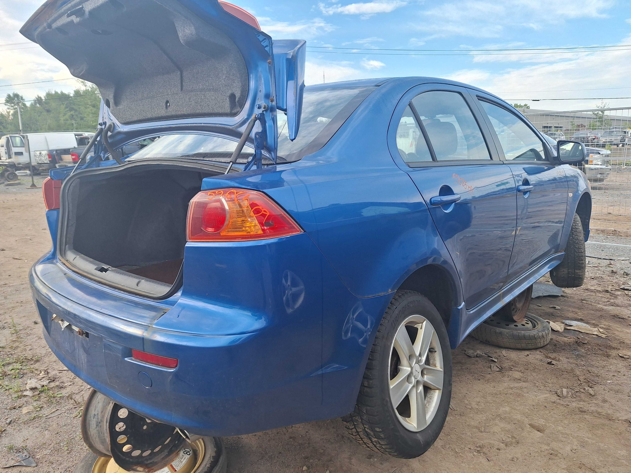 MITSUBISHI LANCER 2009