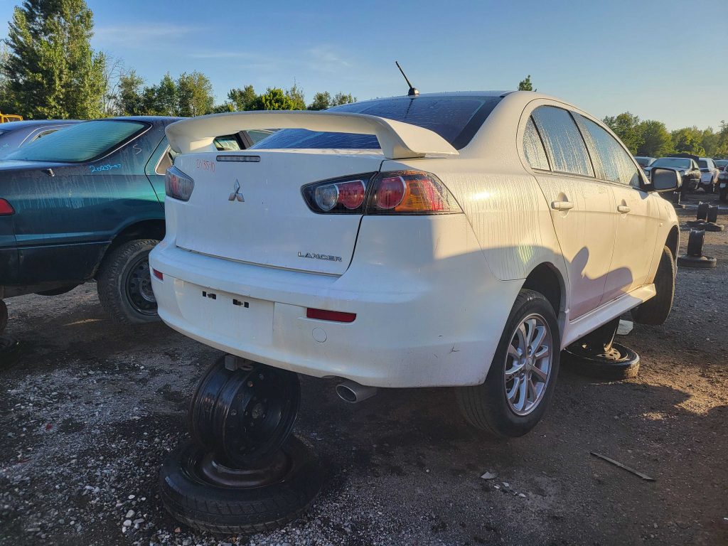 MITSUBISHI LANCER 2010
