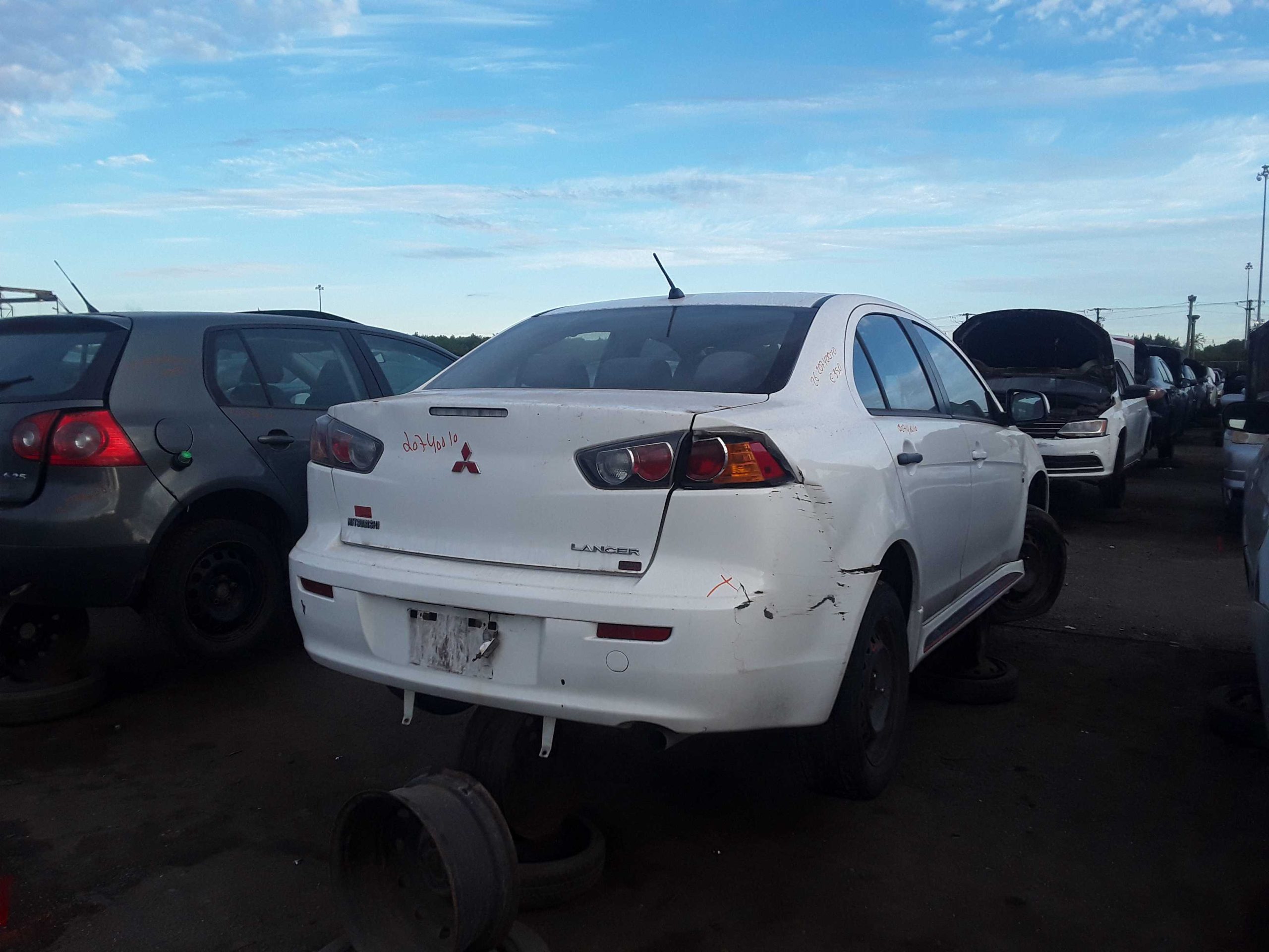 MITSUBISHI LANCER 2010