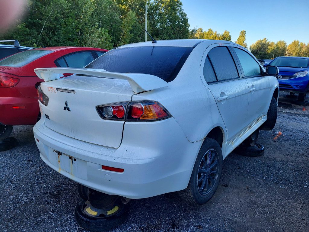 MITSUBISHI LANCER 2012