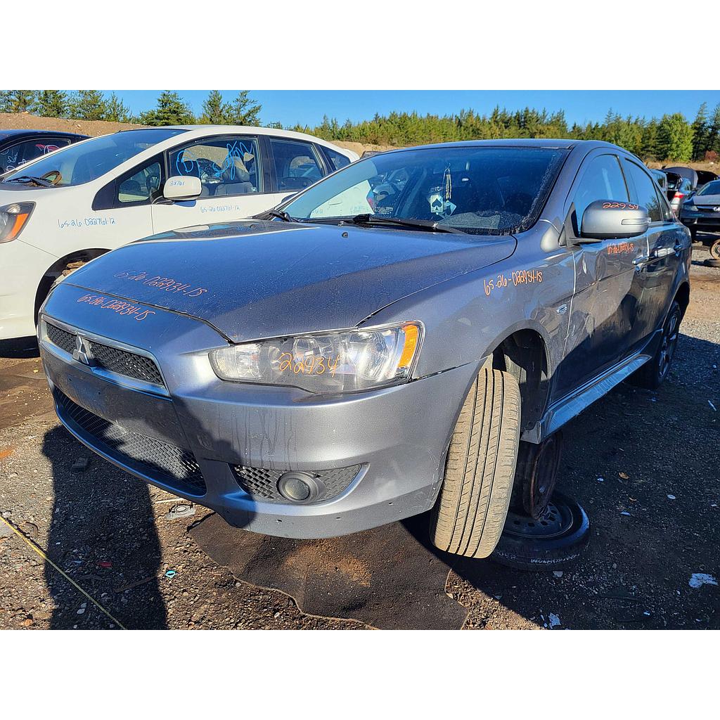 MITSUBISHI LANCER 2015