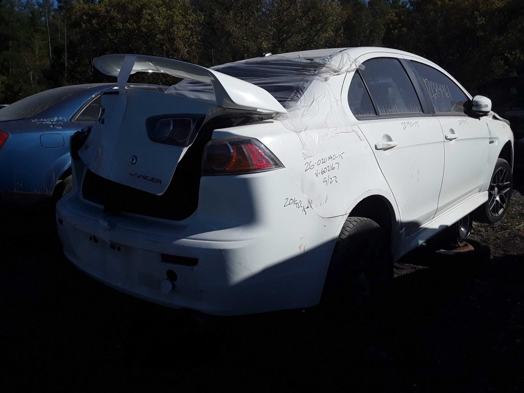 MITSUBISHI LANCER 2015