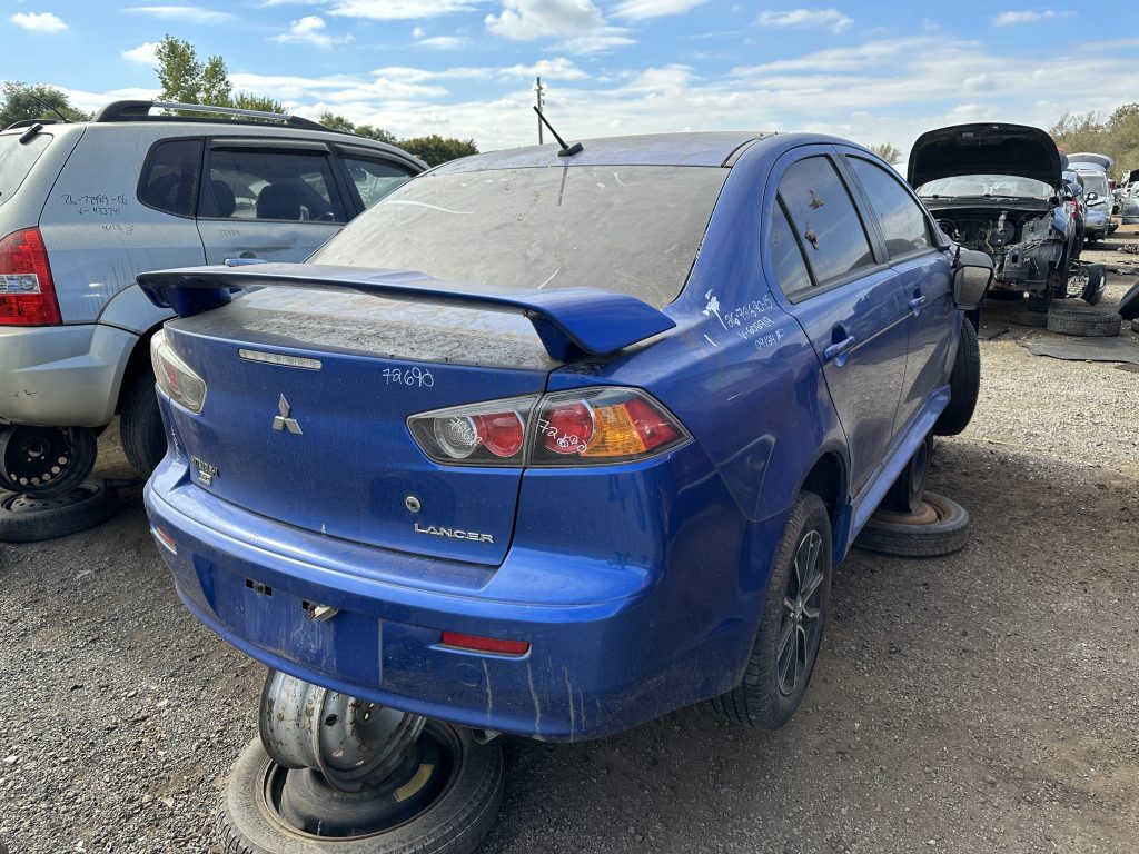 MITSUBISHI LANCER 2015