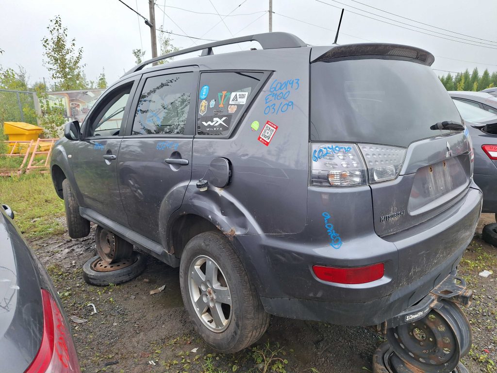 MITSUBISHI OUTLANDER 2010